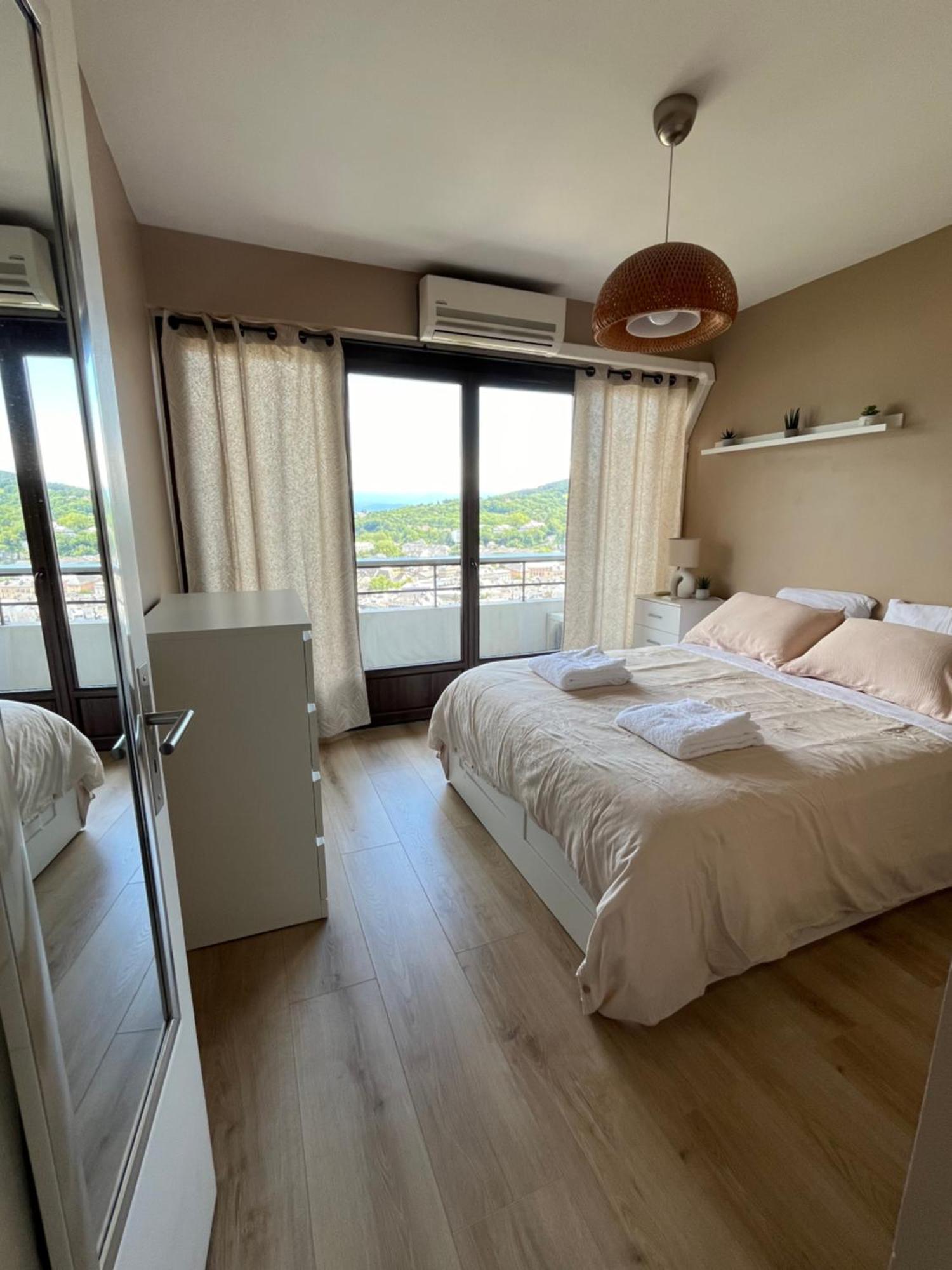 T2 Centre Ville Avec Vue Imprenable Chambéry 외부 사진